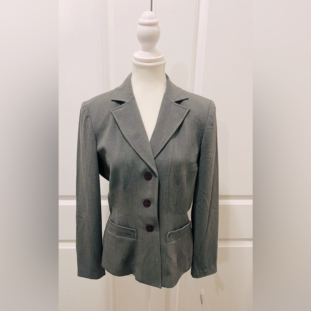 Plaza South NWT womens blazer size 8 petite